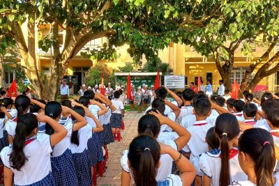 SINH HOẠT DƯỚI CỜ TUẦN 15: CHỦ ĐỀ “TÌM HIỂU NHỮNG VIỆC CẦN LÀM ĐỂ ĐẢM BẢO AN TOÀN Ở NHÀ VÀ NƠI CÔNG CỘNG. THAM GIA TRÒ CHƠI GIẢI Ô CHỮ VỀ ĐỒ DÙNG TRONG GIA ĐÌNH”