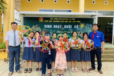SINH HOẠT DƯỚI CỜ TUẦN 4: CHỦ ĐỀ “THAM GIA HỘI VUI TRUNG THU”