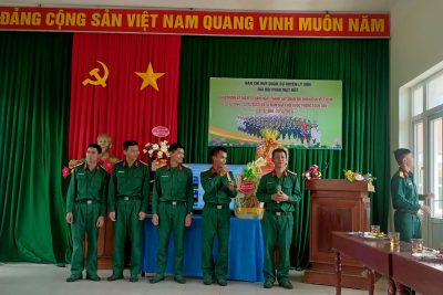 THĂM ĐƠN VỊ LỰC LƯỢNG VŨ TRANG NHÂN DỊP KỶ NIỆM 79 NĂM NGÀY THÀNH LẬP QUÂN ĐỘI NHÂN DÂN VIỆT NAM (22/12/1944 – 22/12/2023)